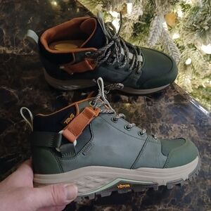 Teva Grandview Gore-Tex MID Waterproof Shoes Size 8 for Women